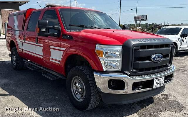 Image of Ford F-350 equipment image 2