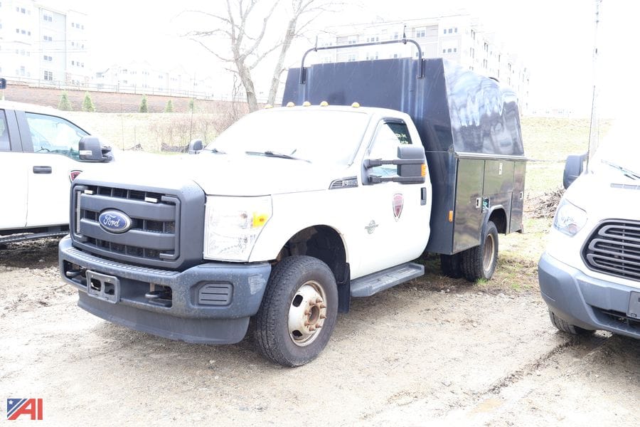 2016 Ford F-350 Equipment Image0