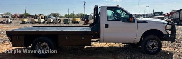 Image of Ford F-350 equipment image 3