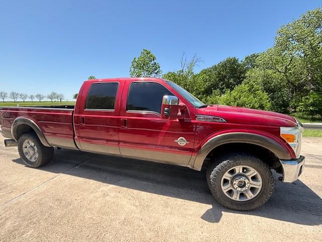 Image of Ford F-350 Primary image