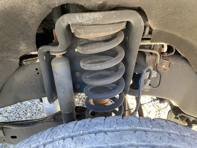 Image of Ford F-350 equipment image 4