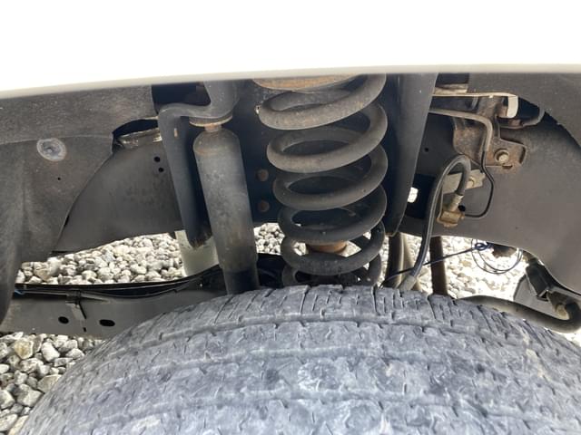 Image of Ford F-350 equipment image 4
