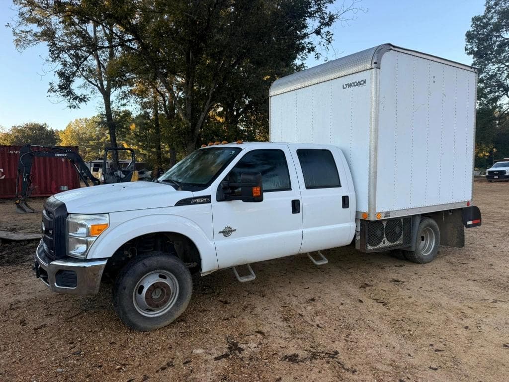 Image of Ford F-350 Primary Image