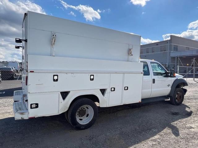Image of Ford F-450 equipment image 2