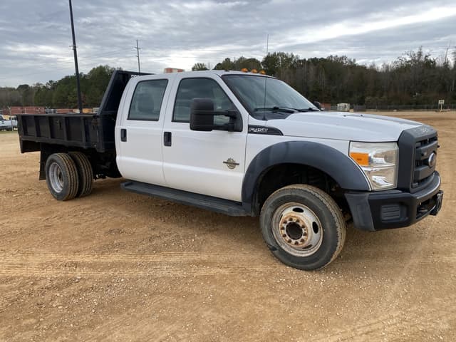 Image of Ford F-450 equipment image 3