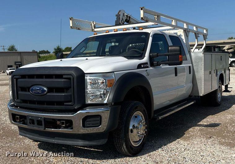 Image of Ford F-450 Primary image