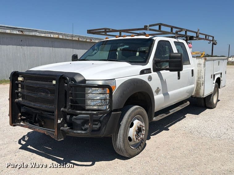 Image of Ford F-450 Primary image