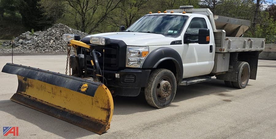 Image of Ford F-450 Primary image