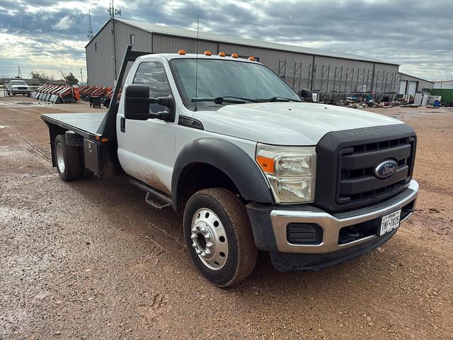 Image of Ford F-450 equipment image 1