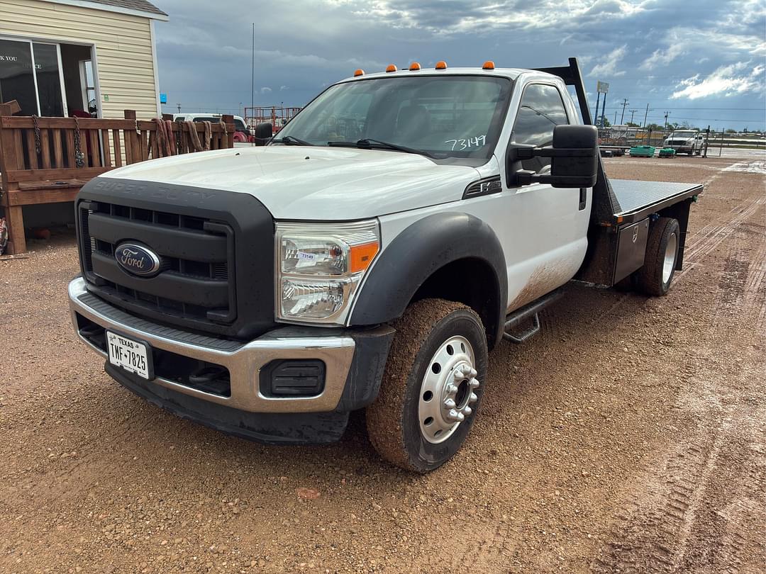 Image of Ford F-450 Primary image