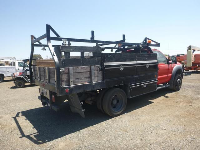 Image of Ford F-450 equipment image 2