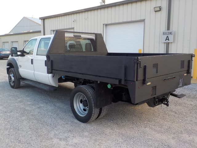 Image of Ford F-450 equipment image 3