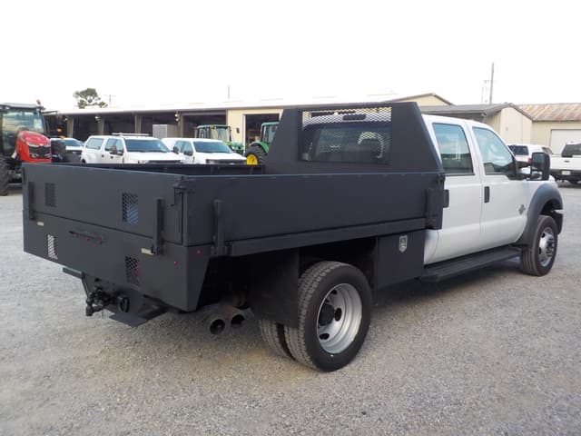 Image of Ford F-450 equipment image 2