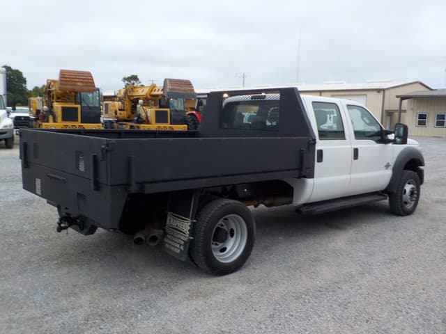 Image of Ford F-450 equipment image 2
