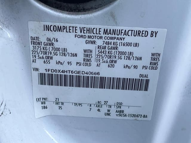 Image of Ford F-450 equipment image 2