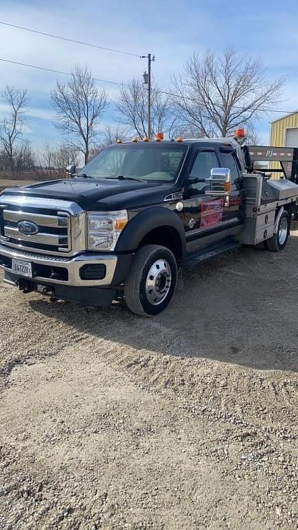 Image of Ford F-550 Primary image