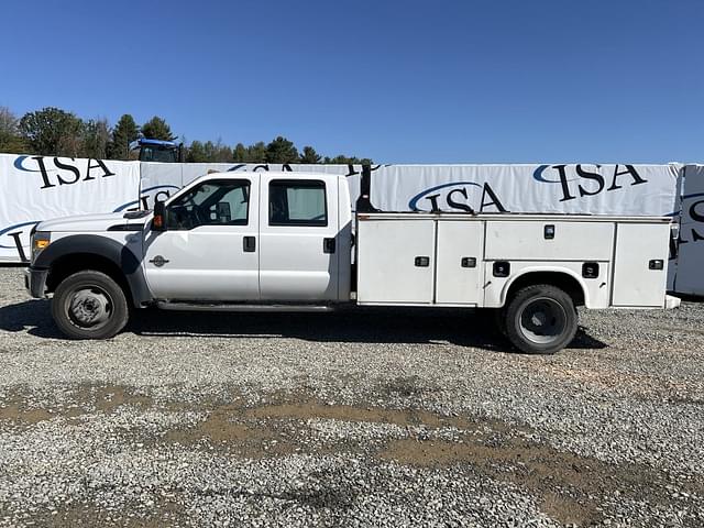 Image of Ford F-550 equipment image 1