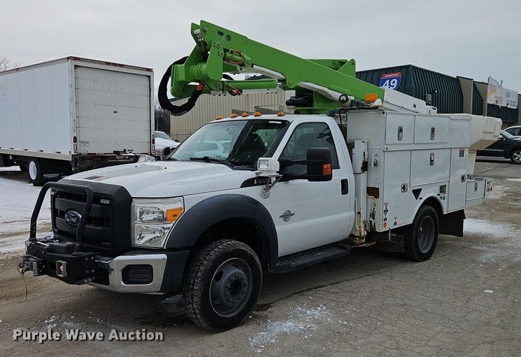 2016 Ford F-550 Equipment Image0