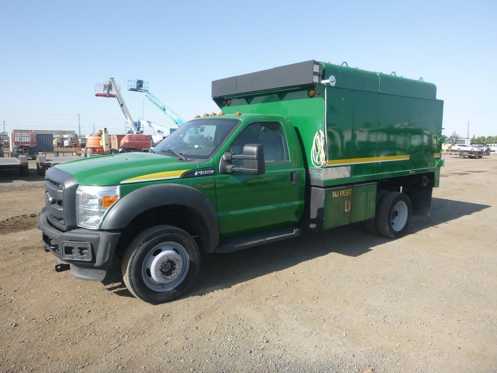 Image of Ford F-550 Primary image