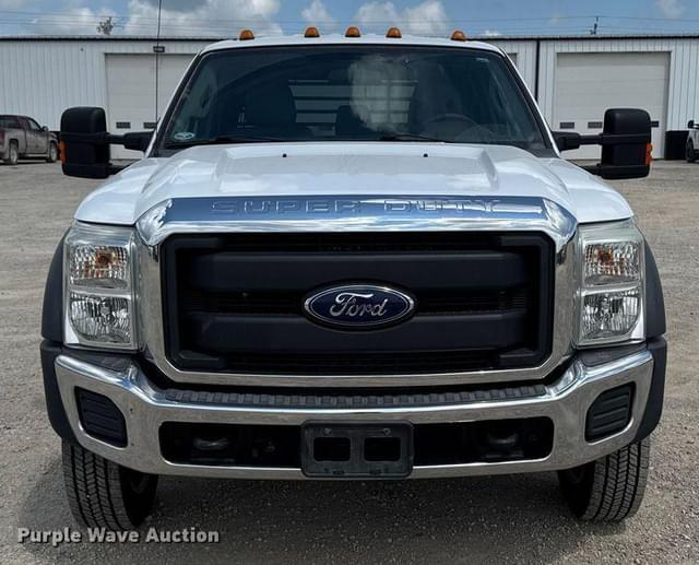 Image of Ford F-550 equipment image 1