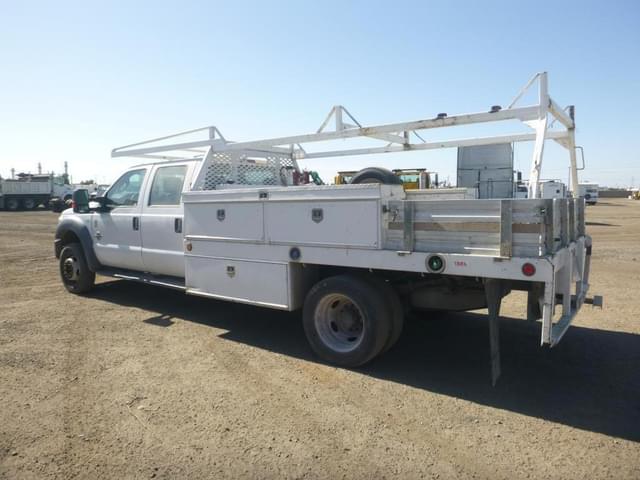 Image of Ford F-550 equipment image 3