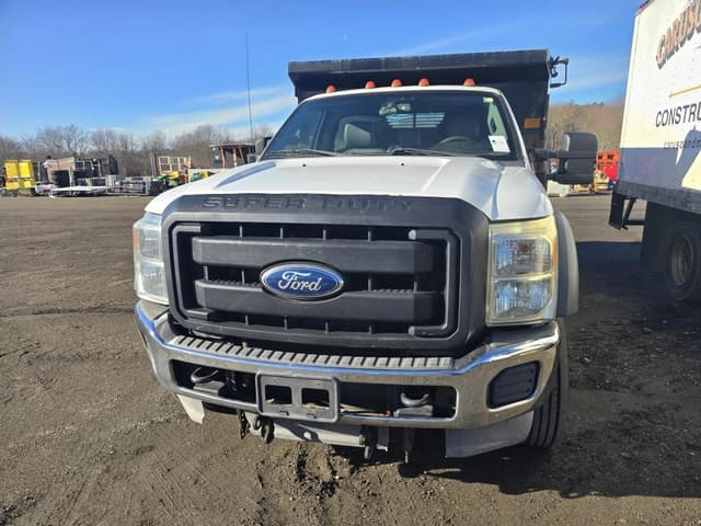 Image of Ford F-550 equipment image 1