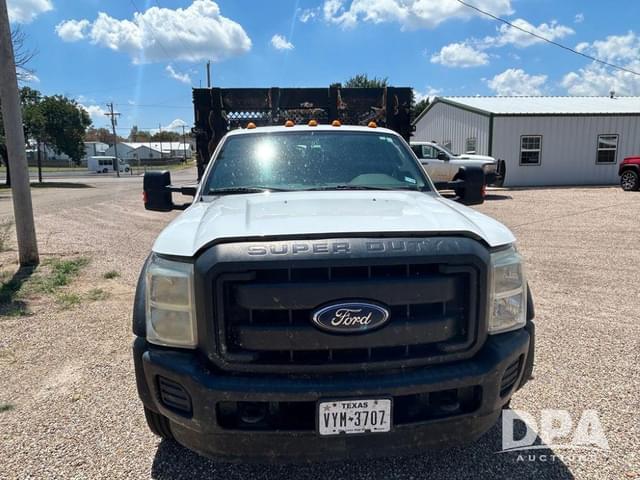 Image of Ford F-550 equipment image 1