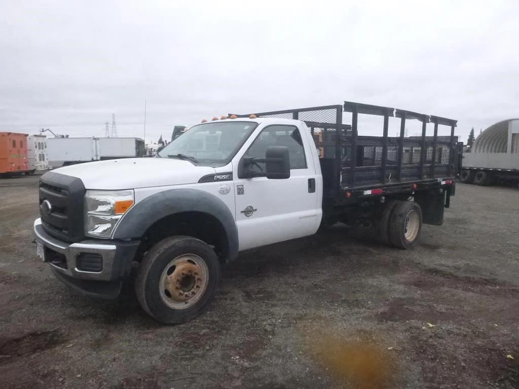 Image of Ford F-550 Primary image