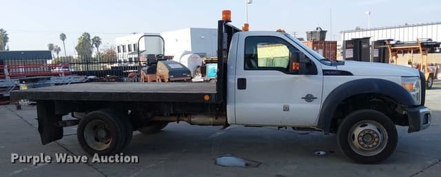 Image of Ford F-550 equipment image 3