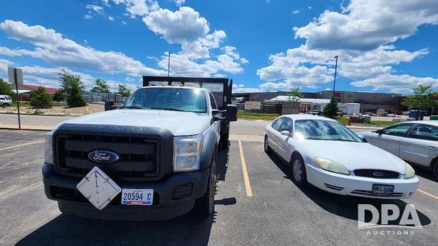 Image of Ford F-550 equipment image 1