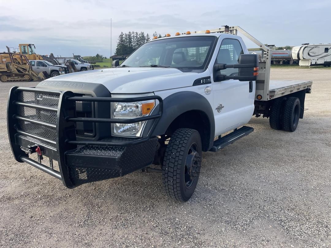 Image of Ford F-550 Primary image