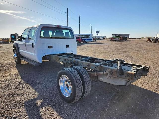 Image of Ford F-550 equipment image 3