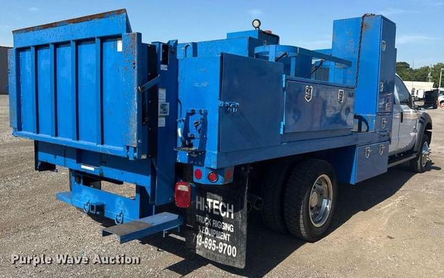 Image of Ford F-550 equipment image 4