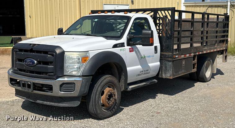 Image of Ford F-550 Primary image