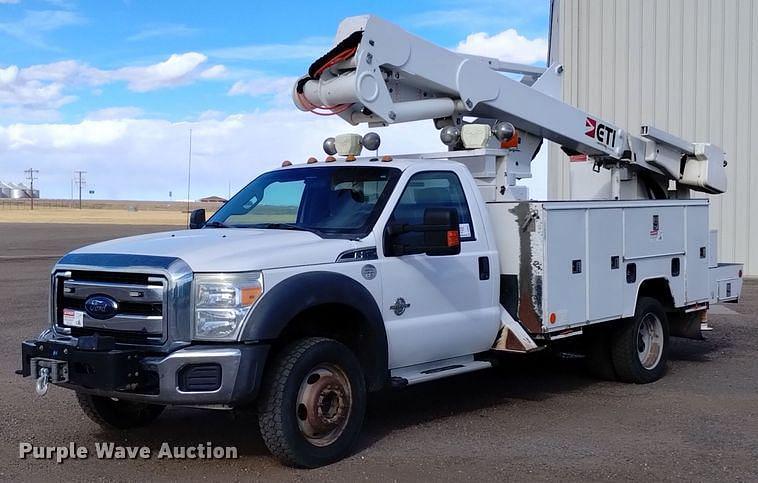 Image of Ford F-550 Primary image