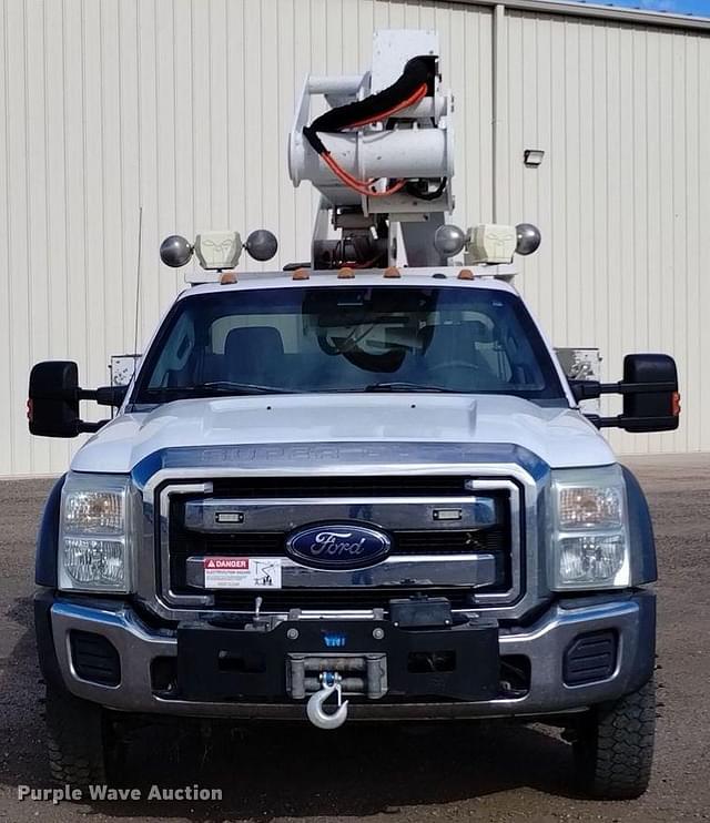 Image of Ford F-550 equipment image 1