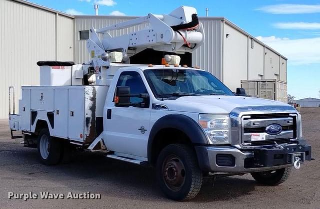 Image of Ford F-550 equipment image 2