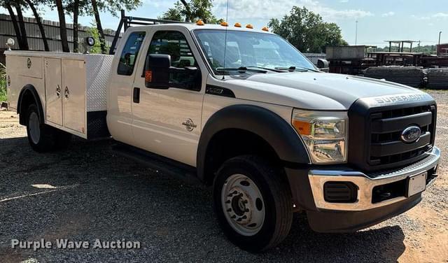 Image of Ford F-550 equipment image 2
