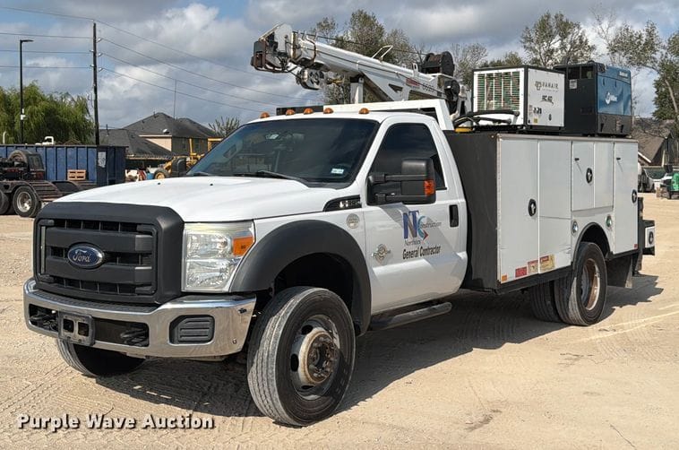 2016 Ford F-550 Equipment Image0