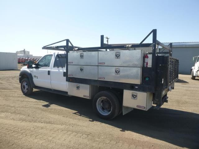 Image of Ford F-550 equipment image 3