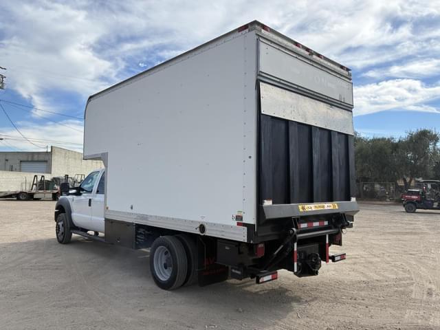 Image of Ford F-550 equipment image 3