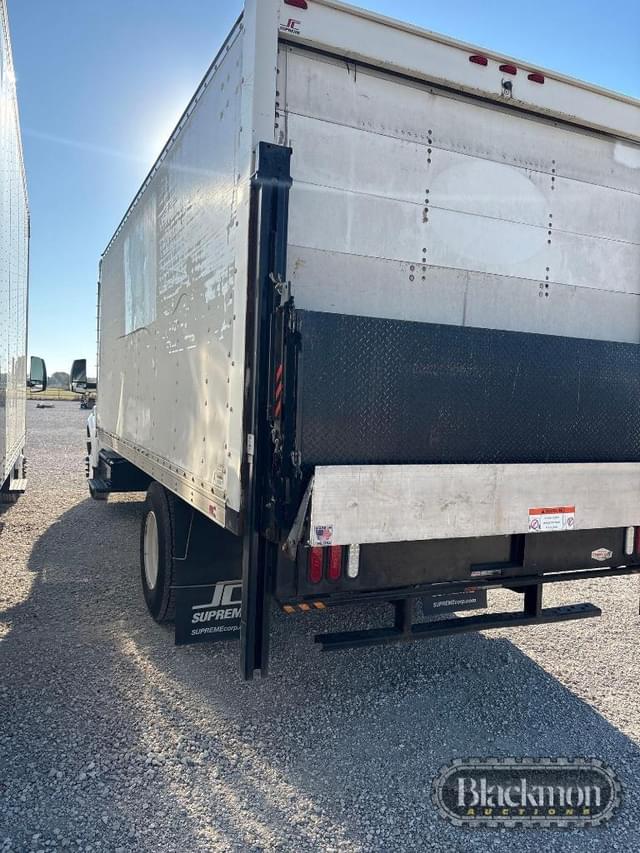 Image of Ford F-650 equipment image 1