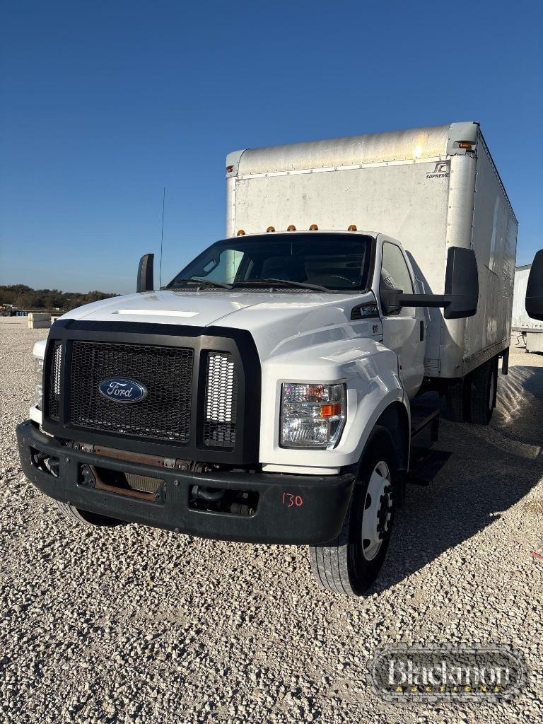 Image of Ford F-650 Primary image