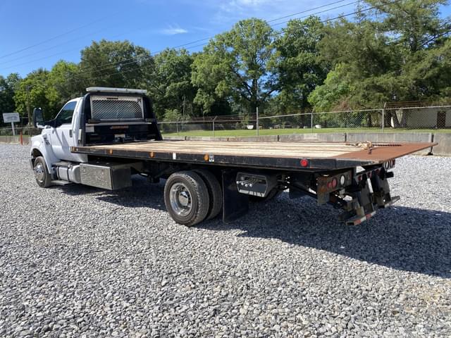 Image of Ford F-650 equipment image 1