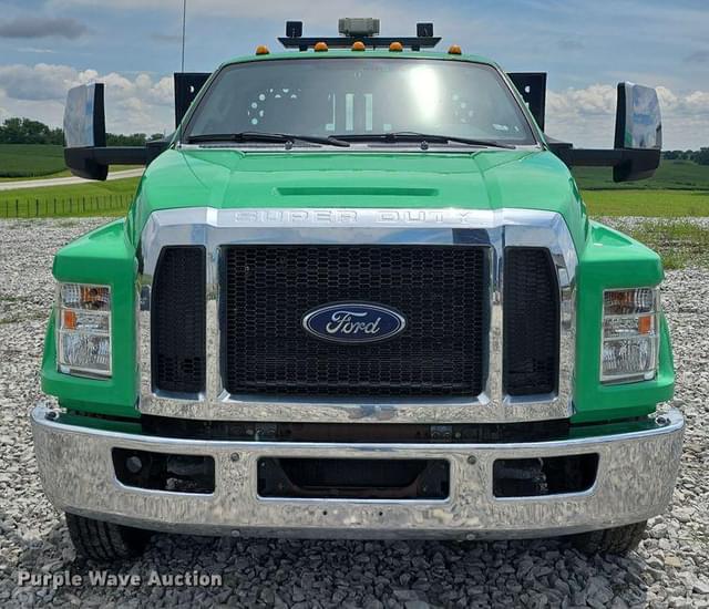 Image of Ford F-650 equipment image 1