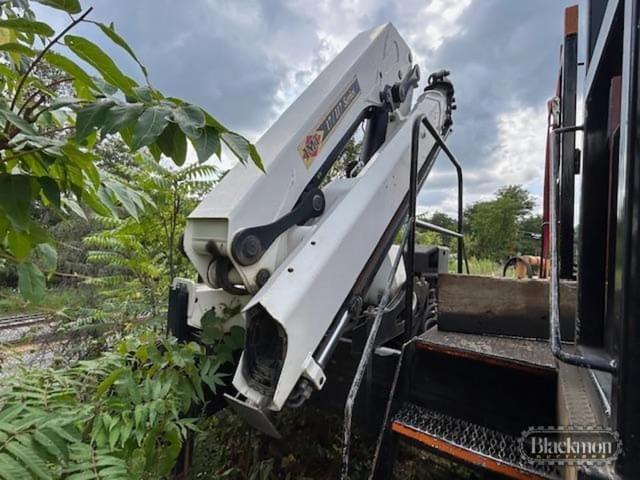 Image of Freightliner 108SD equipment image 3