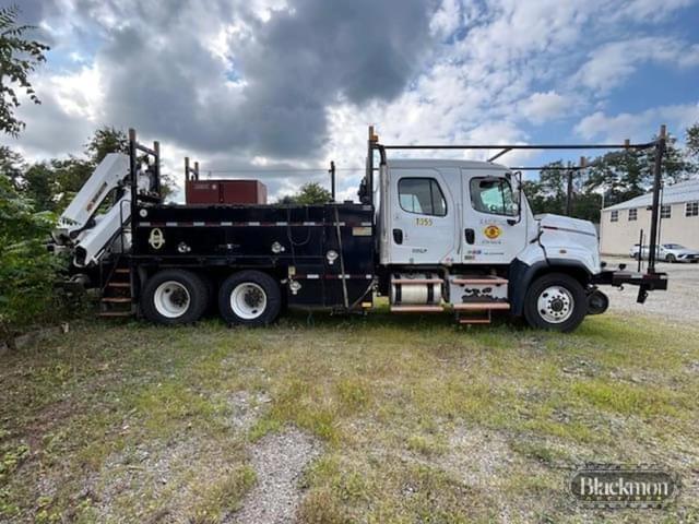 Image of Freightliner 108SD equipment image 1
