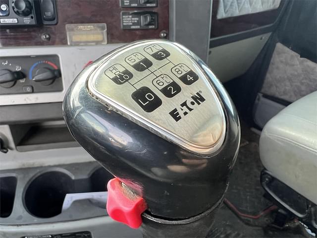 Thumbnail image Freightliner 122SD 37