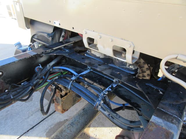 Image of Freightliner Business Class M2 106 equipment image 3