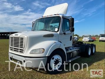 Main image Freightliner Business Class M2 112